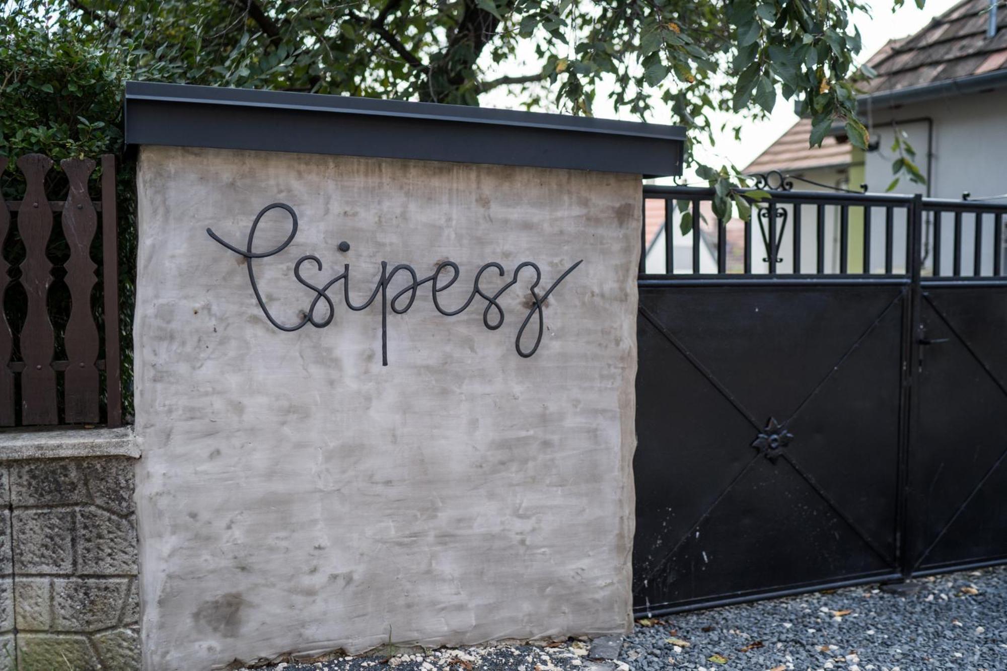 Csipesz_Vendeghaz Apartment Sumeg Luaran gambar